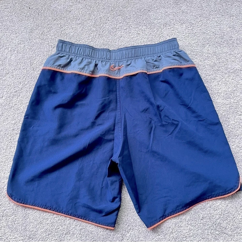 Nike men’s swim trunks size large